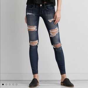 American Eagle distressed jeggings
